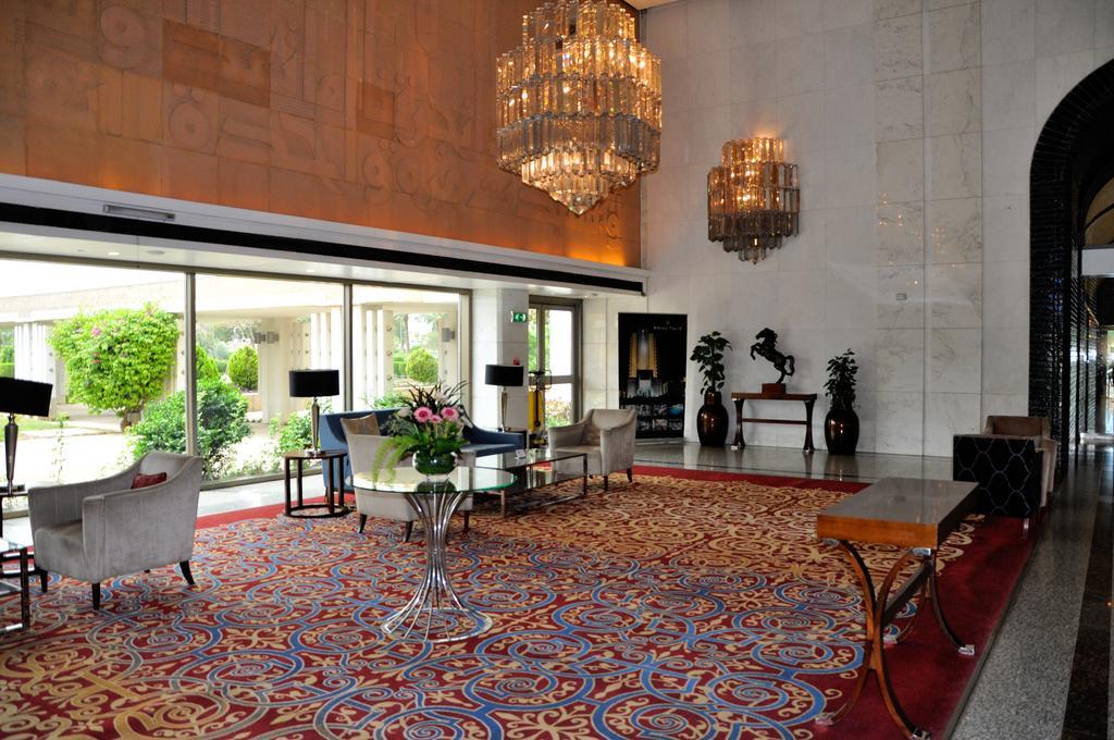 Royal Tulip Alrasheed Hotel Багдад Екстер'єр фото