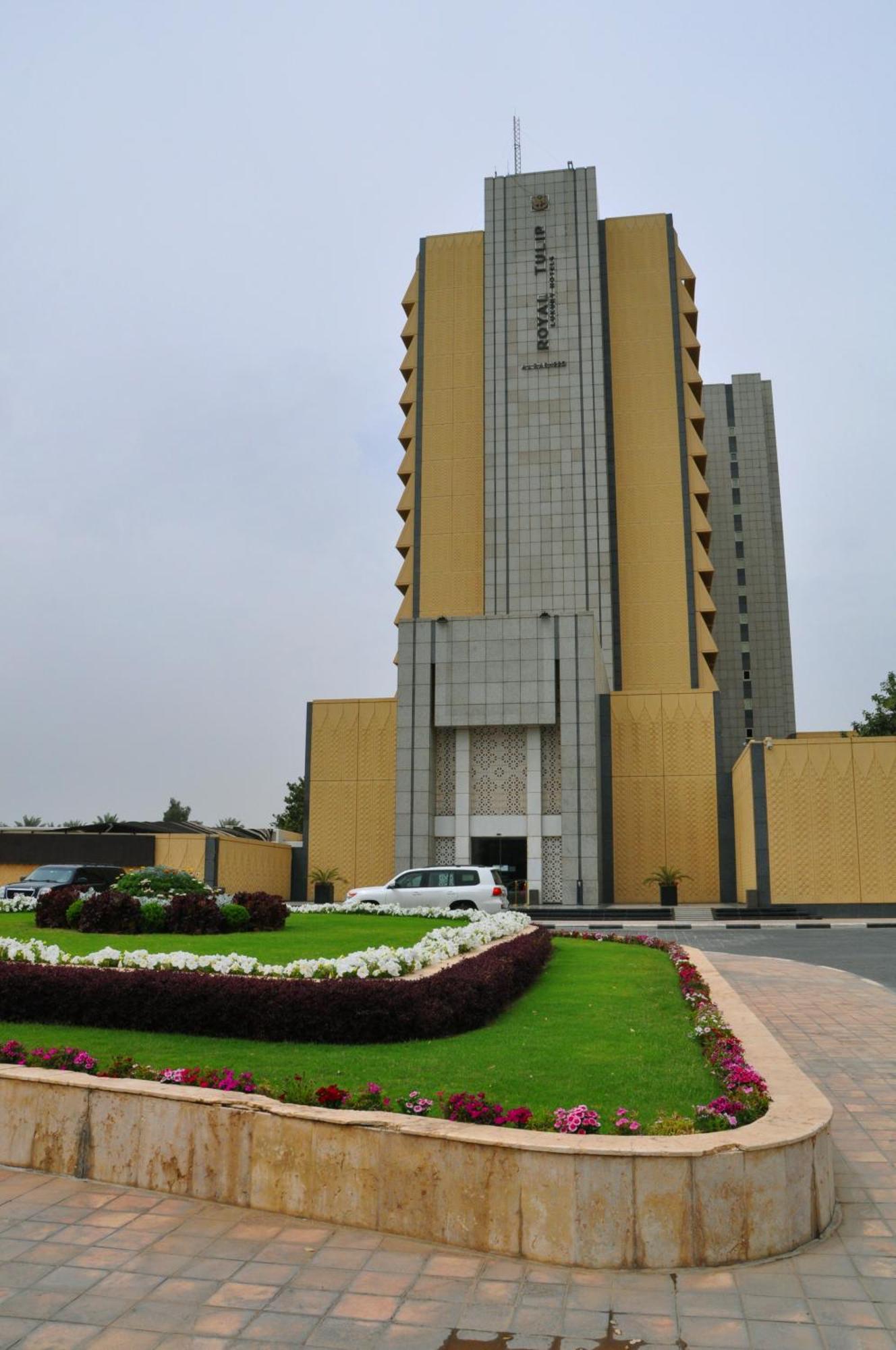 Royal Tulip Alrasheed Hotel Багдад Екстер'єр фото